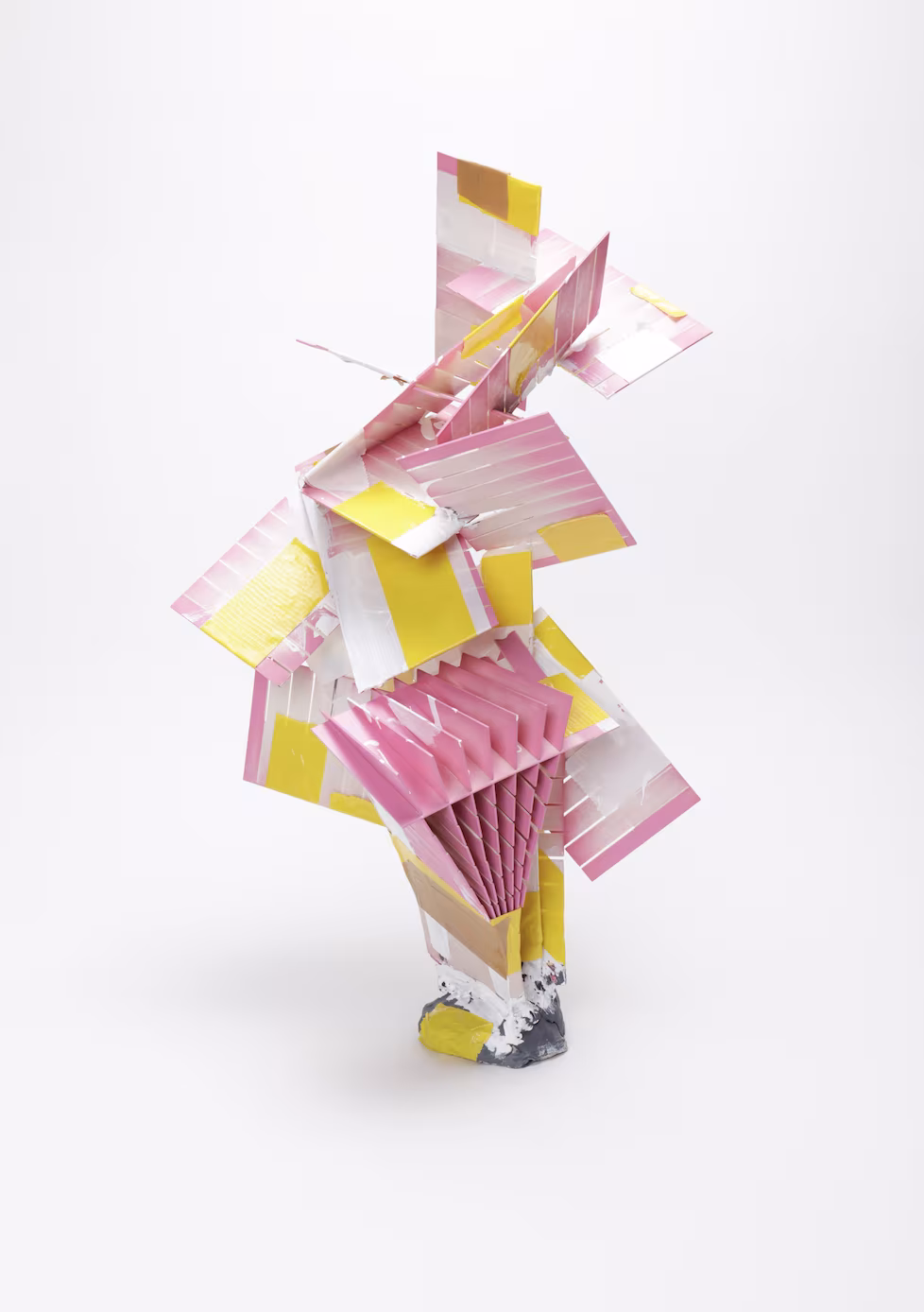 Chain Reaction (2019), mixed media, 65 x 22 x 20 cm.